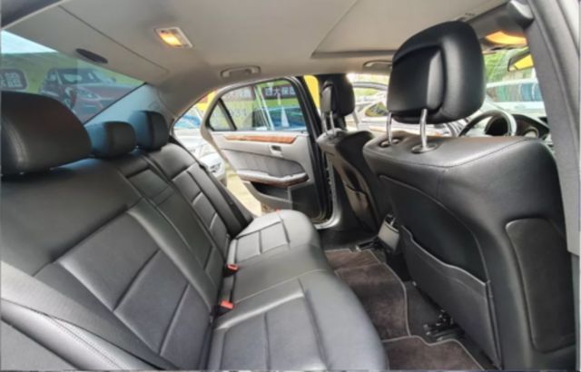 M-BENZ賓士 E220D  第16張相片