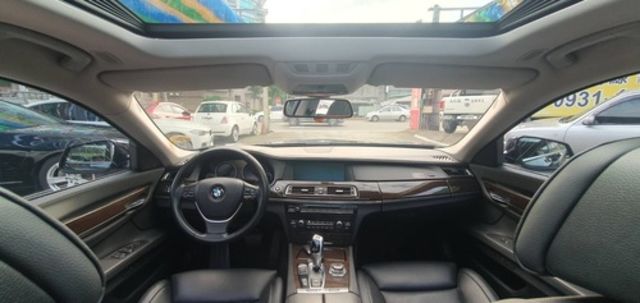 BMW寶馬 730I  第16張相片