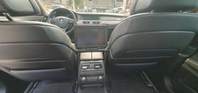 BMW寶馬 730I  第17張相片