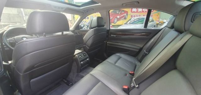 BMW寶馬 730I  第18張相片
