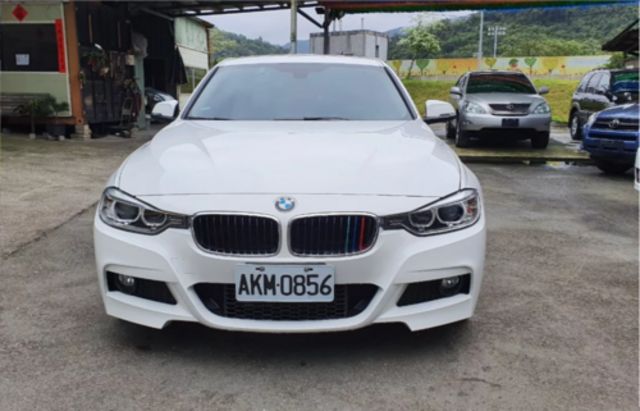 BMW寶馬 320I  第2張相片