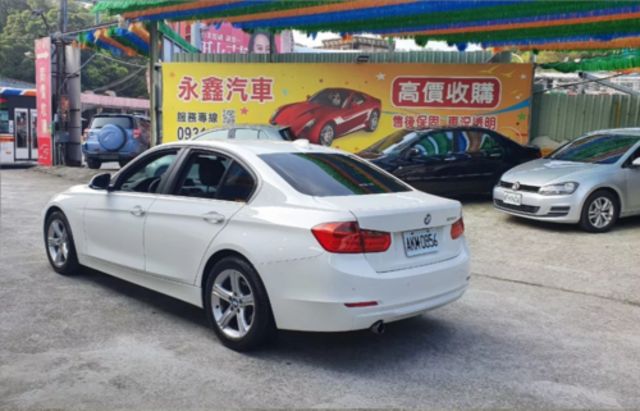 BMW寶馬 320I  第10張相片