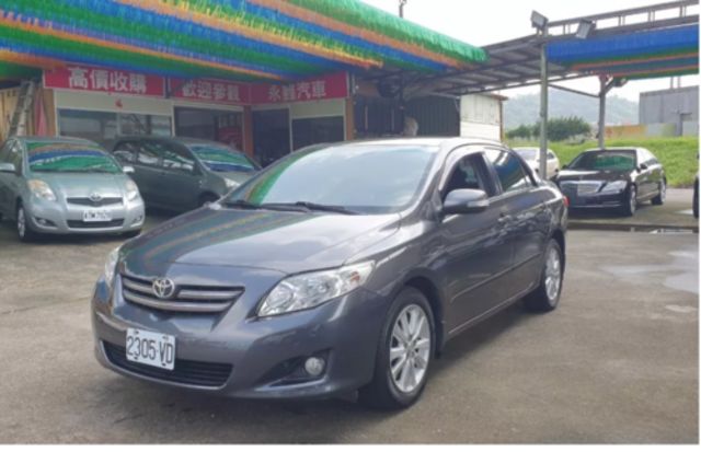 TOYOTA豐田 ALTIS  第1張相片