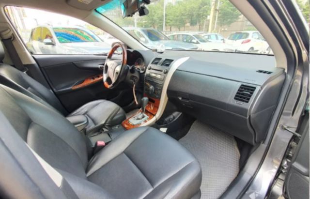 TOYOTA豐田 ALTIS  第12張相片