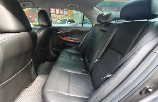 TOYOTA豐田 ALTIS  第14張相片