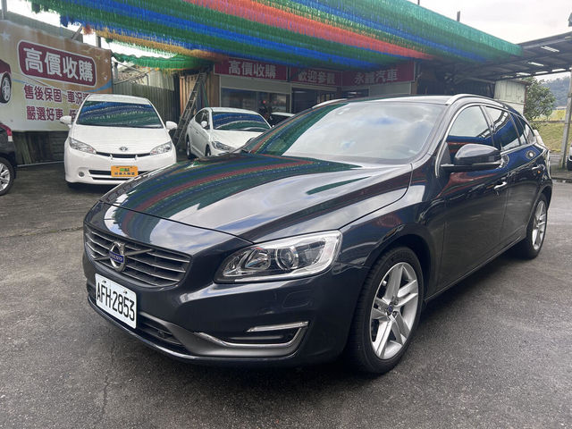 VOLVO富豪 V60  第1張相片