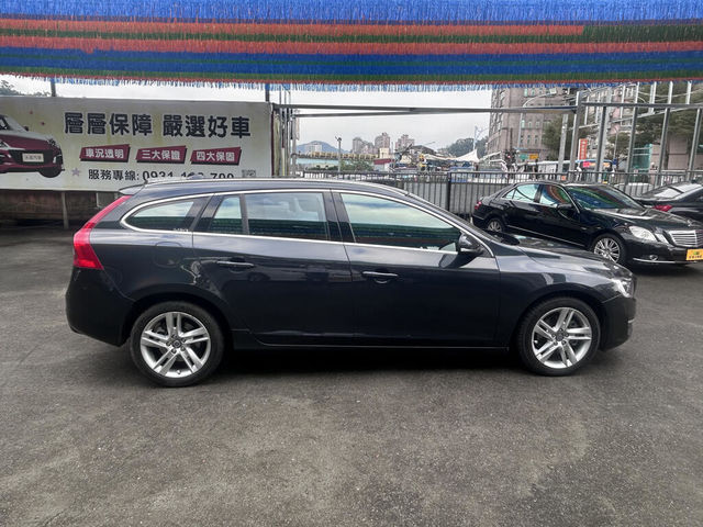 VOLVO富豪 V60  第5張相片