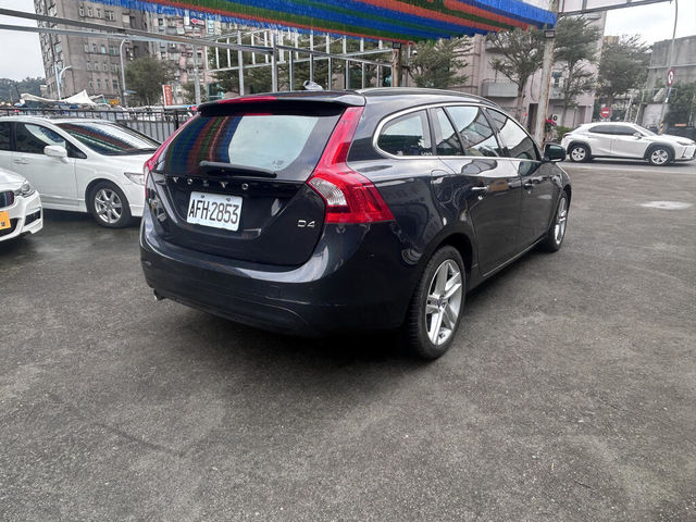 VOLVO富豪 V60  第9張相片