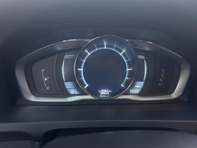 VOLVO富豪 V60  第10張相片