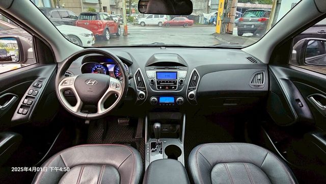HYUNDAI現代 IX35  第12張相片