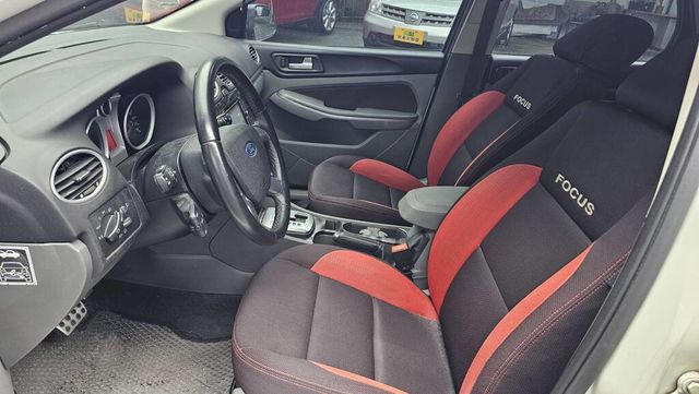 FORD福特 FOCUS  第11張相片