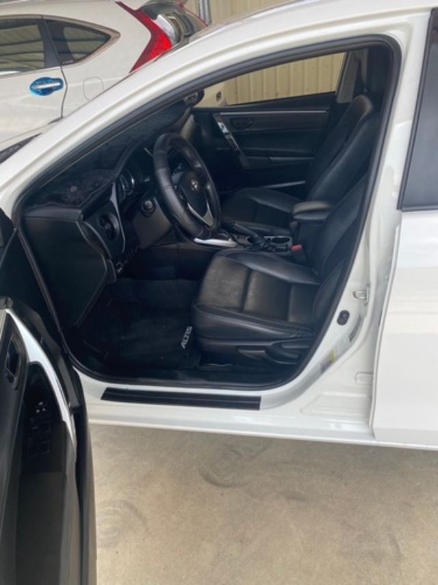 TOYOTA豐田 ALTIS  第9張相片