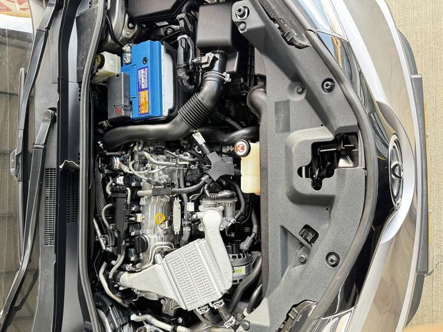 TOYOTA豐田 C-HR  第3張相片