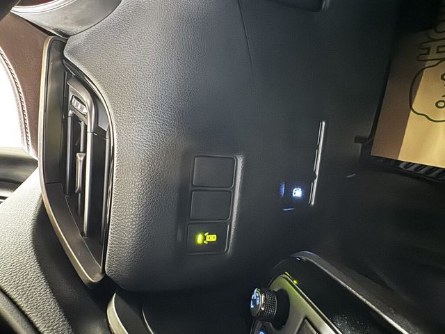TOYOTA豐田 C-HR  第9張相片