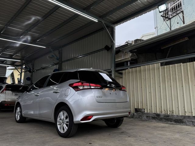 TOYOTA豐田 YARIS  第2張相片