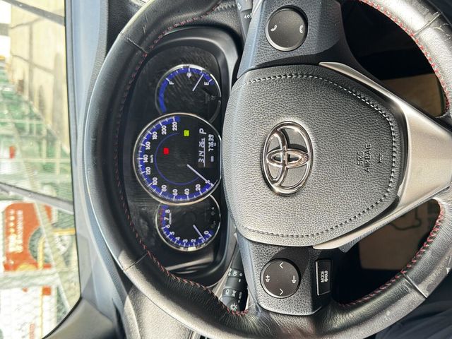 TOYOTA豐田 YARIS  第7張相片