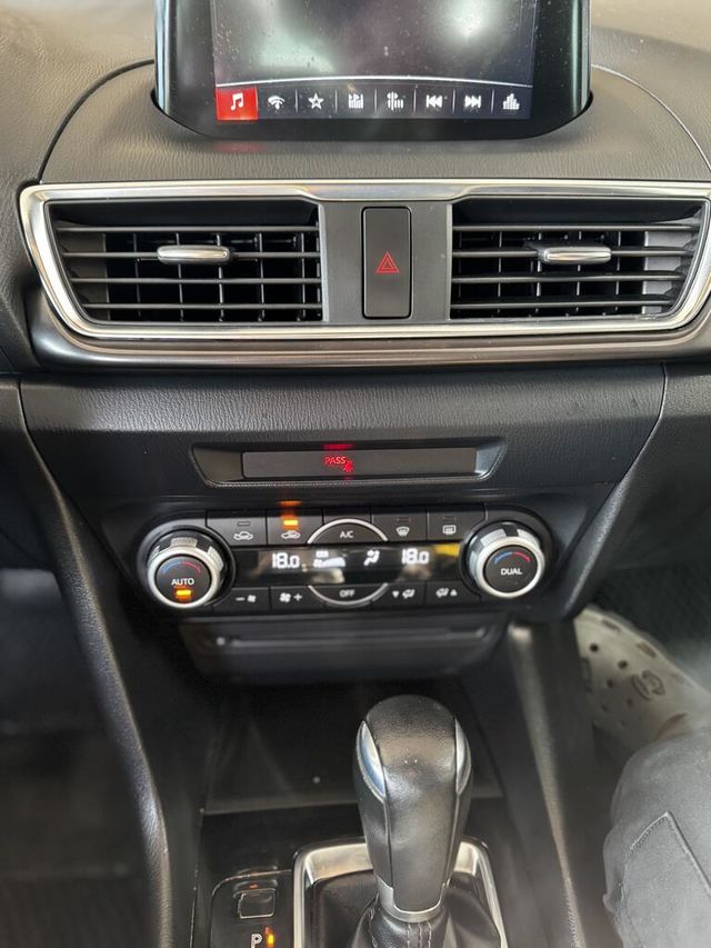 MAZDA馬自達 MAZDA 3  第10張相片