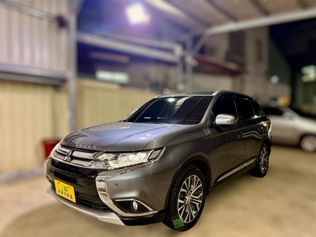 MITSUBISHI三菱 OUTLANDER  第1張相片