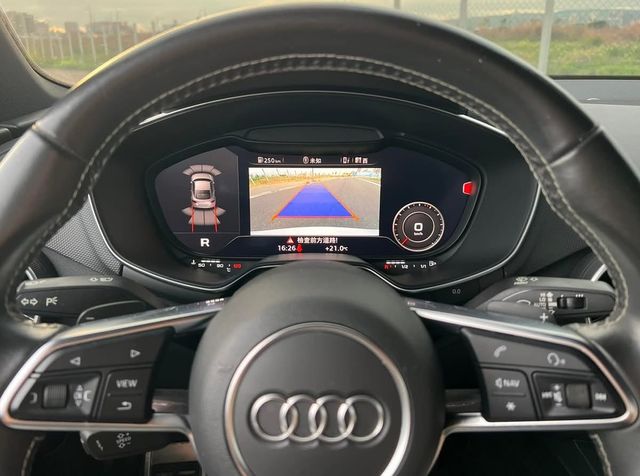 AUDI奧迪 TTS  第6張相片