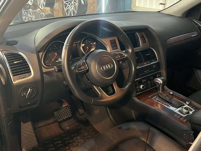AUDI奧迪 Q7  第3張相片