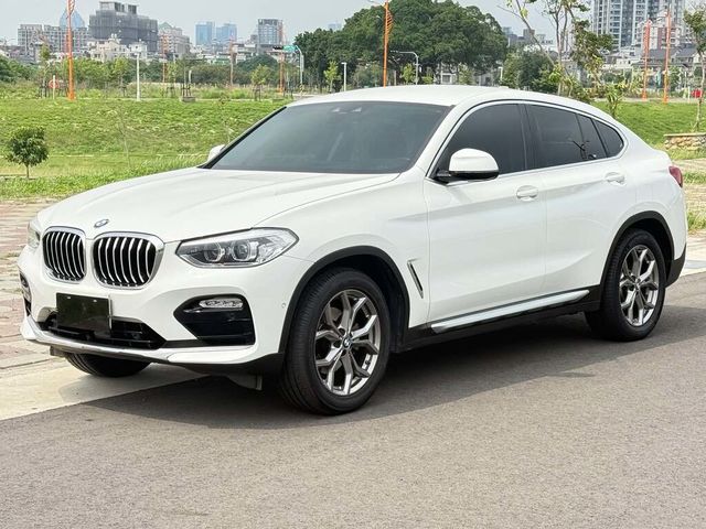 BMW寶馬 X4 XDRIVE20I  第1張相片