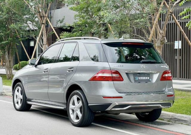 M-BENZ賓士 ML400  第2張相片