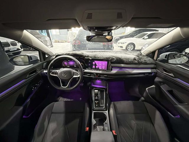 VOLKSWAGEN福斯 GOLF VARIANT  第3張相片