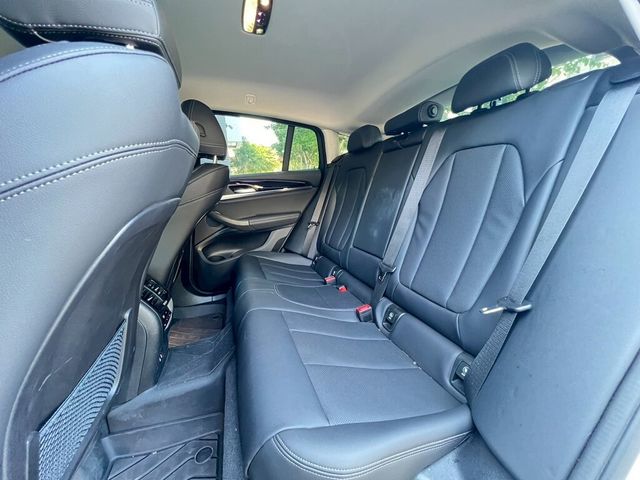 BMW寶馬 X4 XDRIVE20I  第4張相片