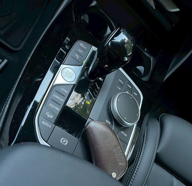 BMW寶馬 X4 XDRIVE20I  第6張相片