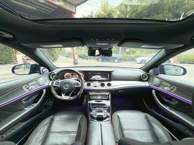 M-BENZ賓士 E43 AMG  第3張相片