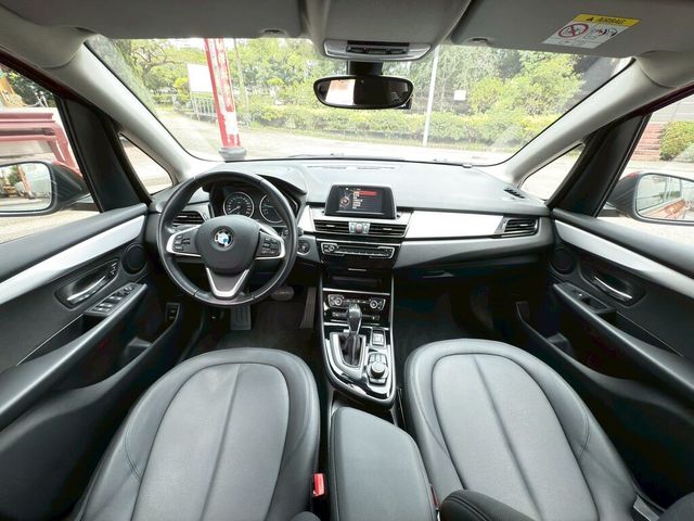 BMW寶馬 218I  第3張相片