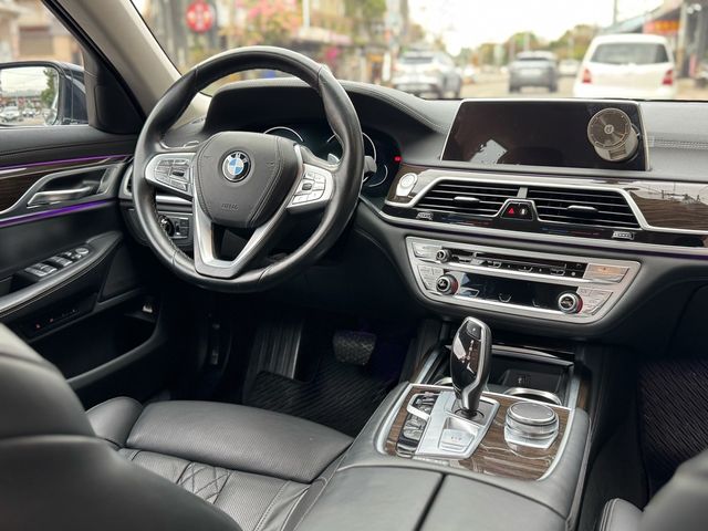BMW寶馬 730I LUXURY  第3張相片