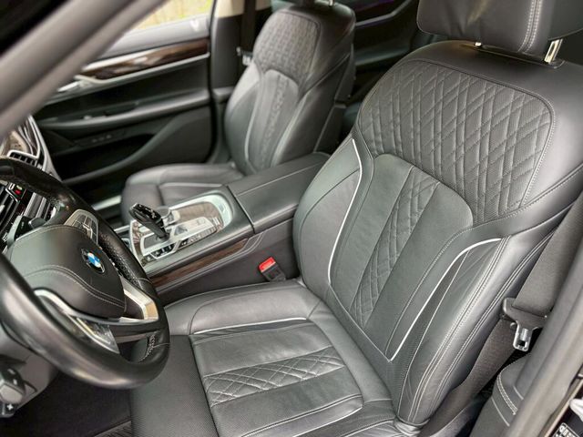 BMW寶馬 730I LUXURY  第5張相片