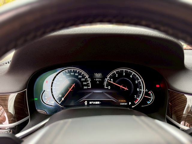 BMW寶馬 730I LUXURY  第7張相片
