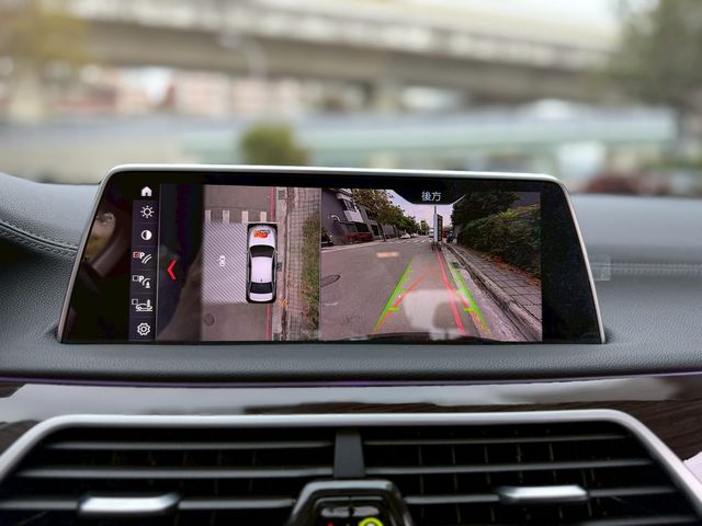 BMW寶馬 730I LUXURY  第10張相片