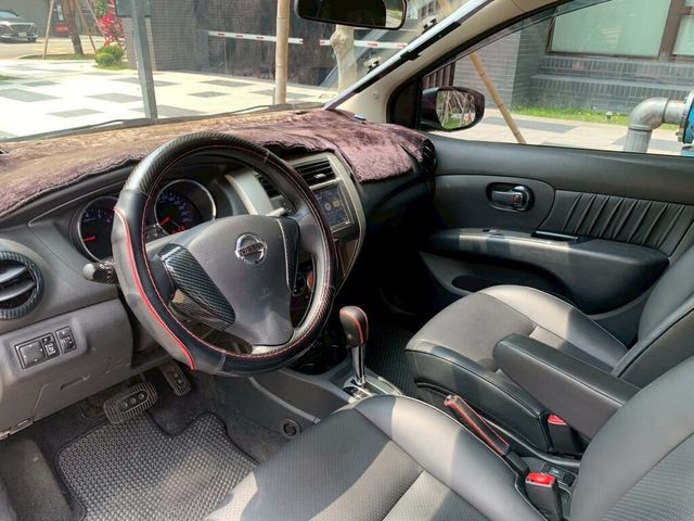 NISSAN日產 LIVINA  第3張相片