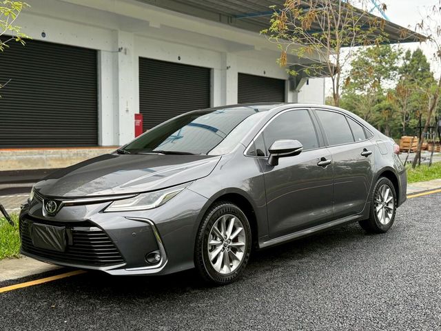 TOYOTA豐田 ALTIS  第1張相片