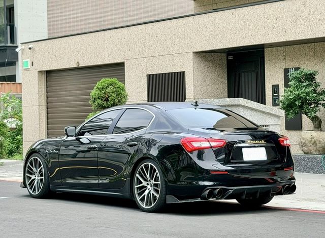 MASERATI瑪莎拉蒂 GHIBLI S  第2張相片