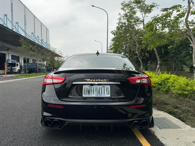 MASERATI瑪莎拉蒂 GHIBLI S  第4張相片