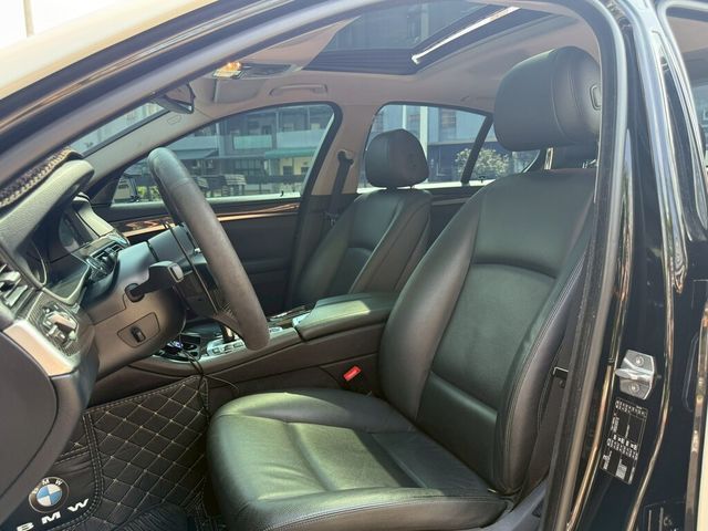 BMW寶馬 520I  第5張相片