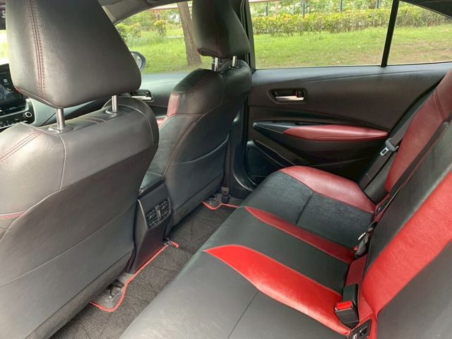 TOYOTA豐田 COROLLA ALTIS HYBRID  第5張相片