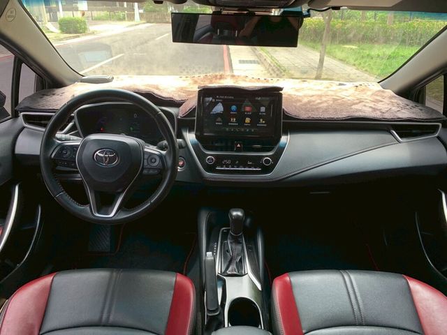 TOYOTA豐田 COROLLA ALTIS HYBRID  第6張相片