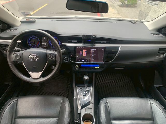 TOYOTA豐田 ALTIS  第5張相片