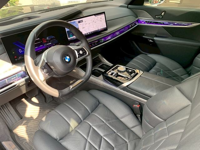 BMW寶馬 730I  第7張相片
