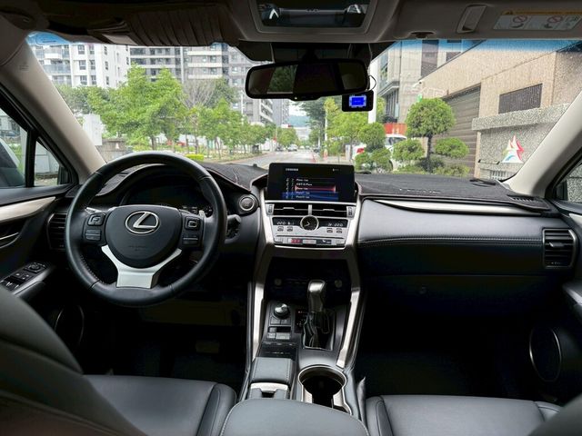 LEXUS凌志 NX200  第5張相片