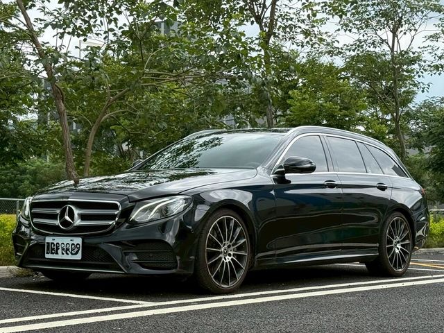 M-BENZ賓士 E300  第1張相片