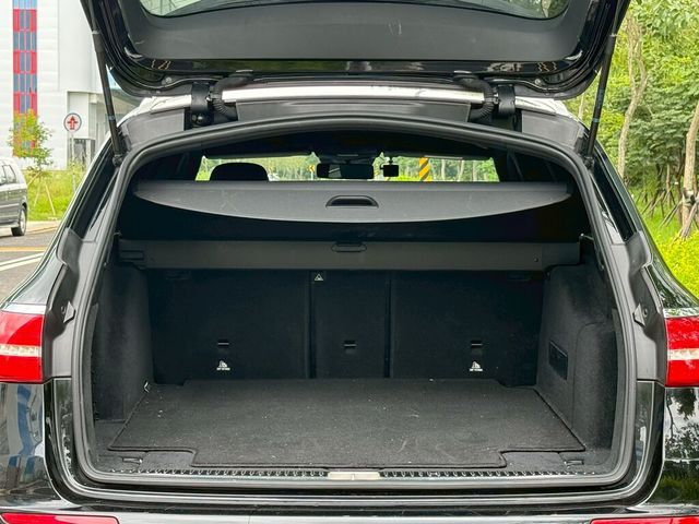 M-BENZ賓士 E300  第4張相片