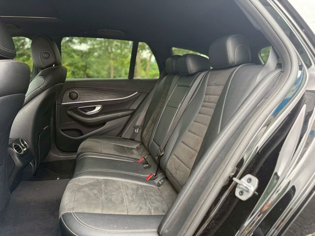 M-BENZ賓士 E300  第6張相片