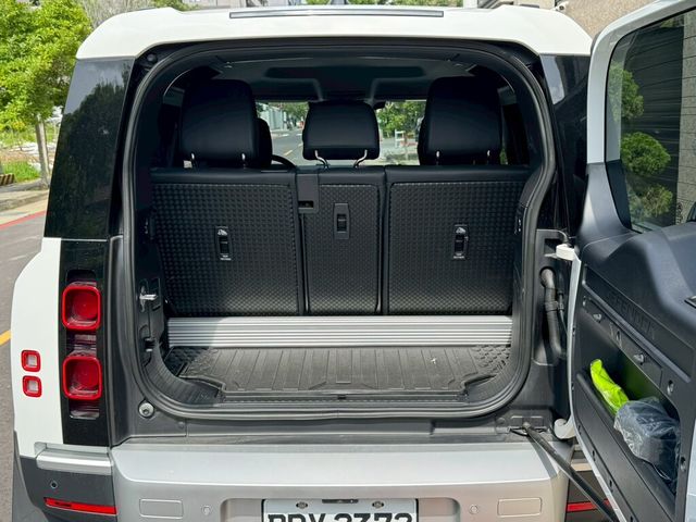 LAND ROVER路華 DEFENDER  第8張相片