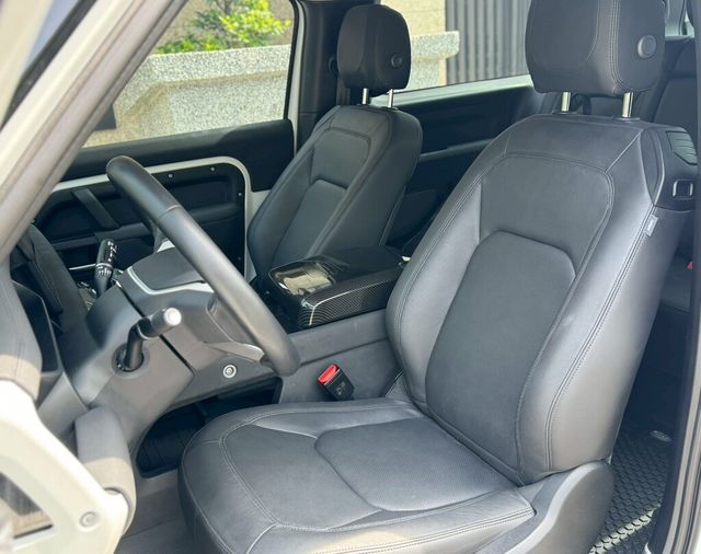 LAND ROVER路華 DEFENDER  第10張相片